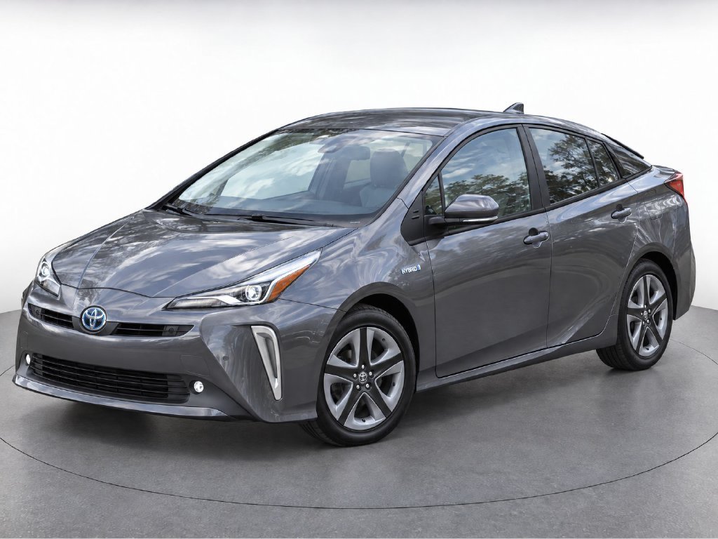 Used 2022 Gray Toyota XLE image 1
