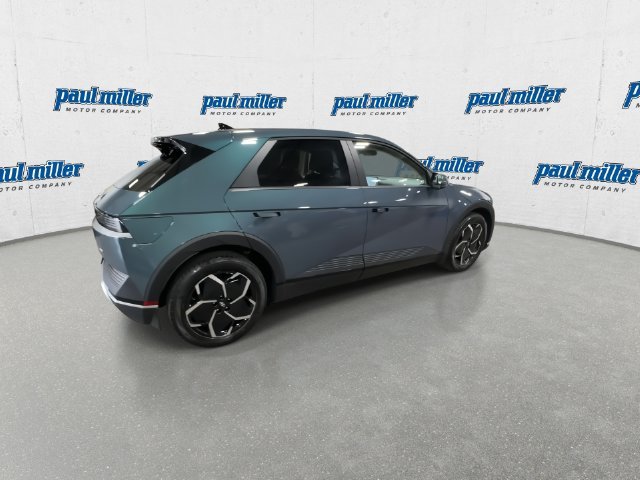 Certified Used 2023 Teal Hyundai SE image 11