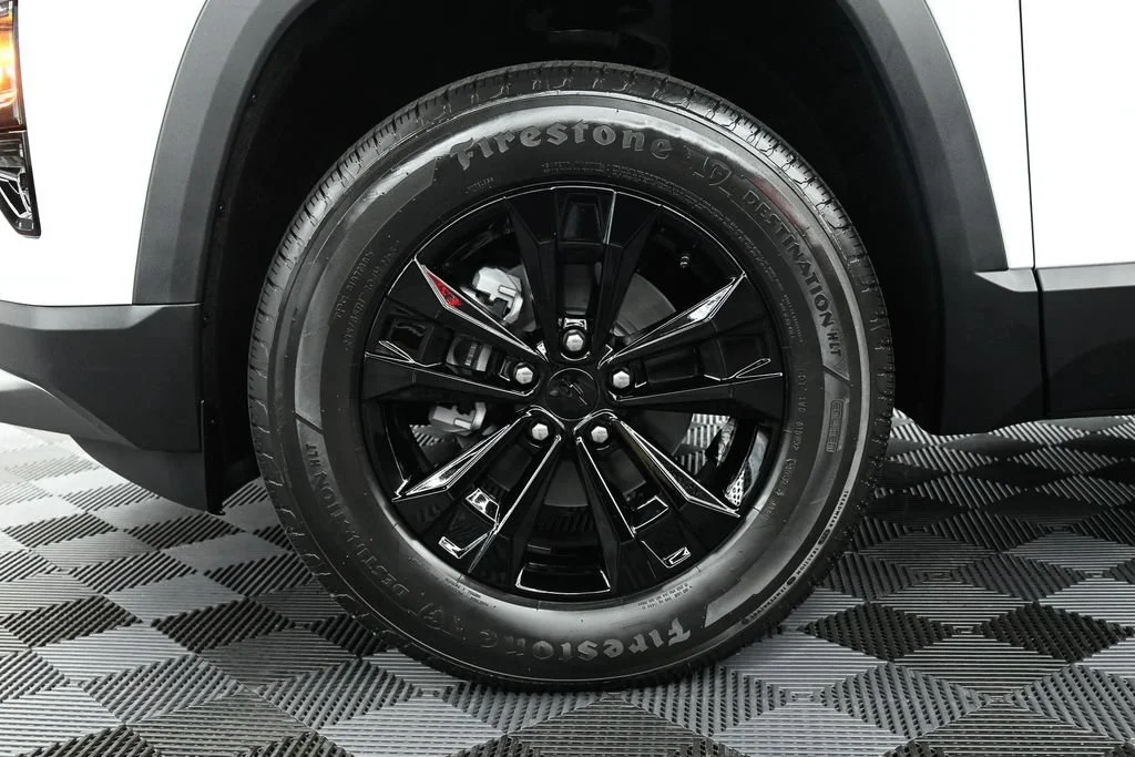 New 2026 Summit White Chevrolet LT image 12