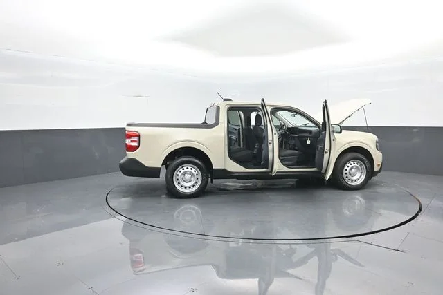 Certified Used 2025 Desert Sand Ford XL image 33