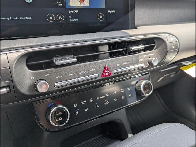 New 2026 Creamy White Hyundai SEL Premium 8P image 16
