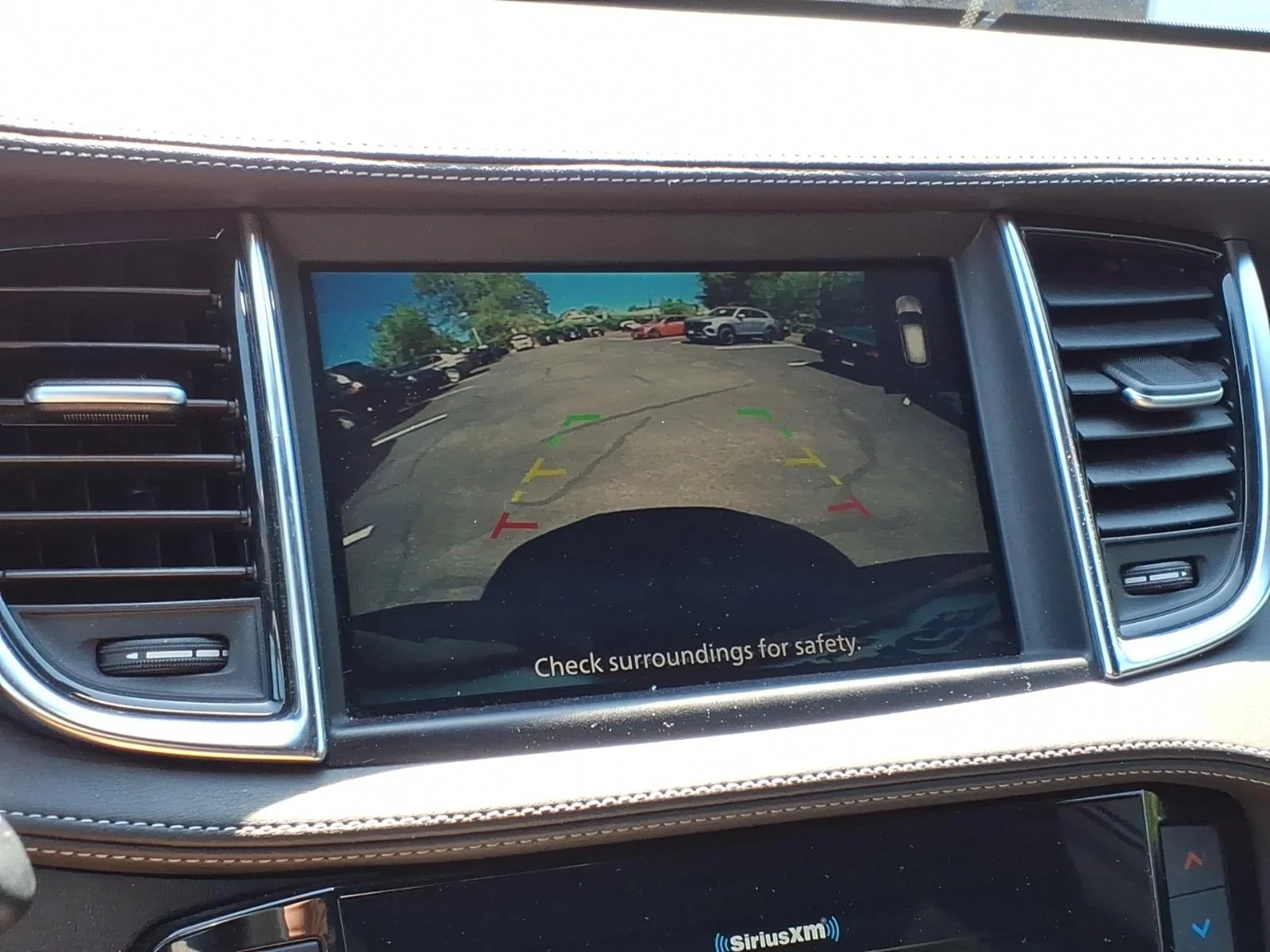 Certified Used 2022 Black INFINITI LUXE image 17