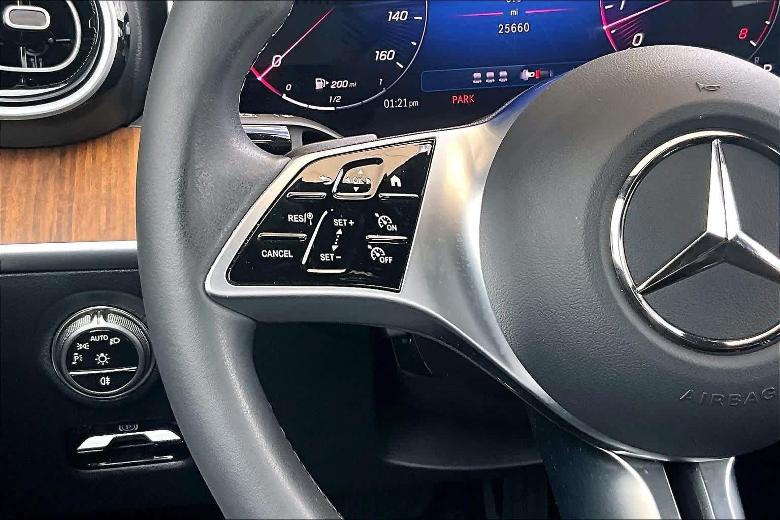 Used 2025 Black Mercedes-Benz C 300 image 21