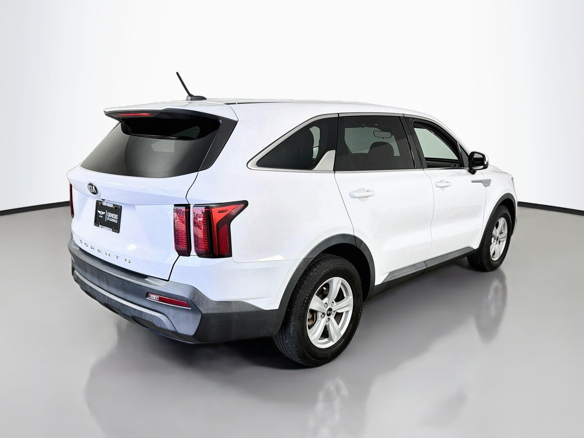 2021 Kia Sorento LX - Photo 7