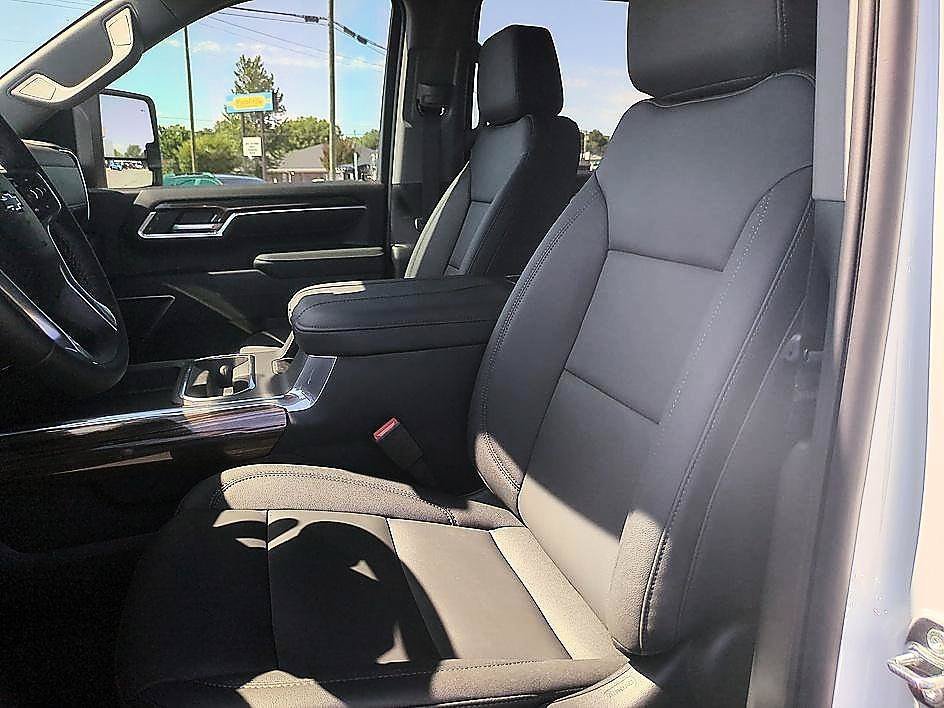 New 2026 Summit White Chevrolet LT image 14
