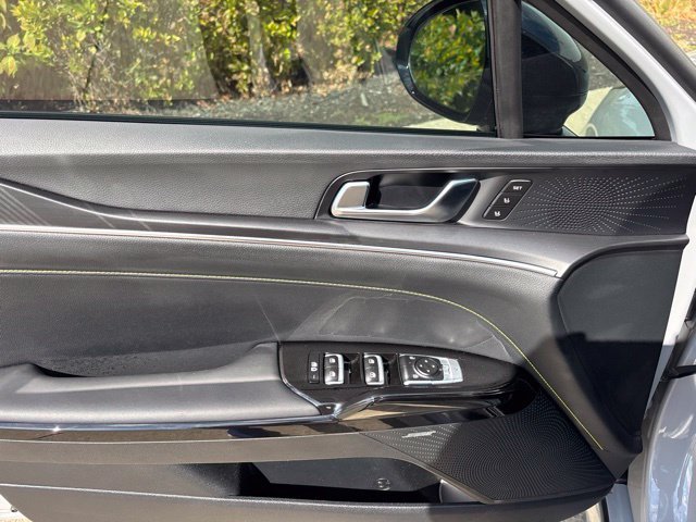 Used 2026 Wolf Gray Kia GT image 15