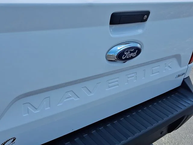 Used 2024 White Ford XL image 29