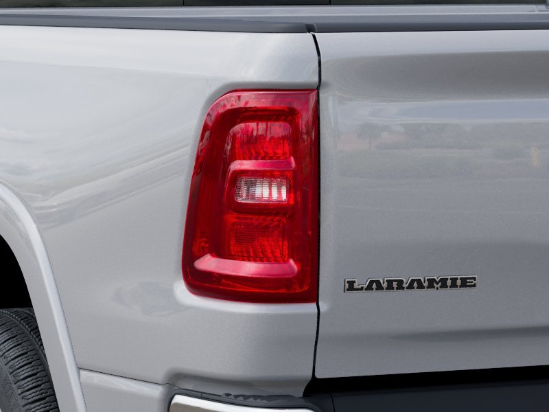 New 2026 Ivory White Tri-Coat Pearl-Coat Exterior Paint RAM Laramie image 35