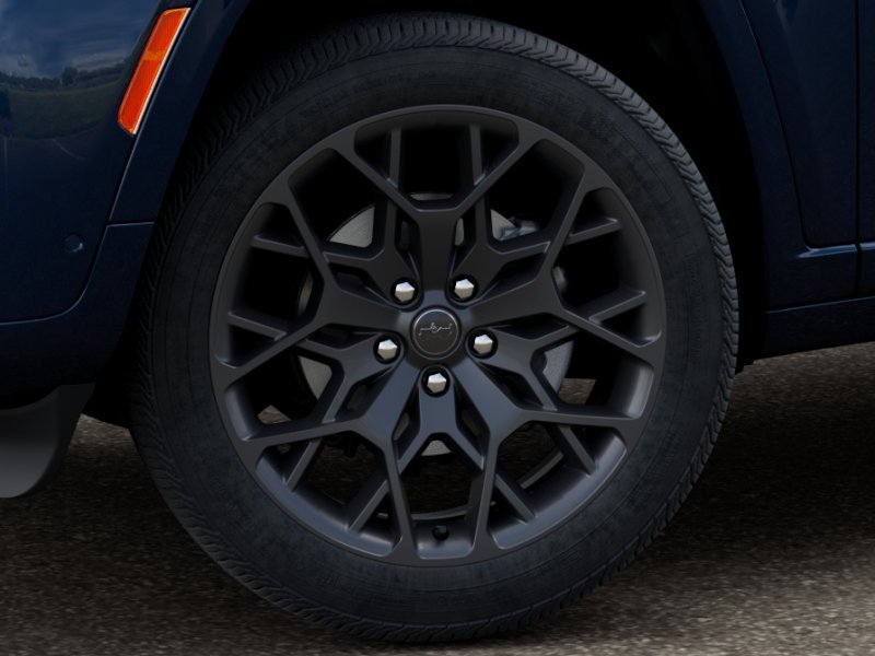 New 2027 Fathom Blue Pearl-Coat Paint Jeep Summit 4x4 image 4
