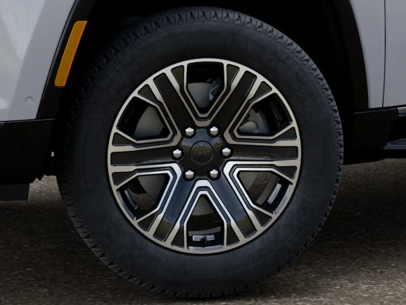 New 2026 Bright White Clear-Coat Exterior Paint Jeep  image 5