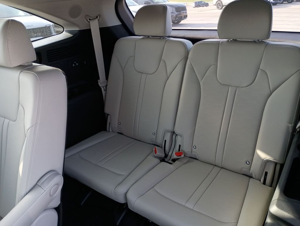 New 2026 Glacial White Pearl Kia X-Line EX AWD image 30