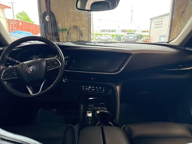 Used 2021 Red Buick Essence image 17