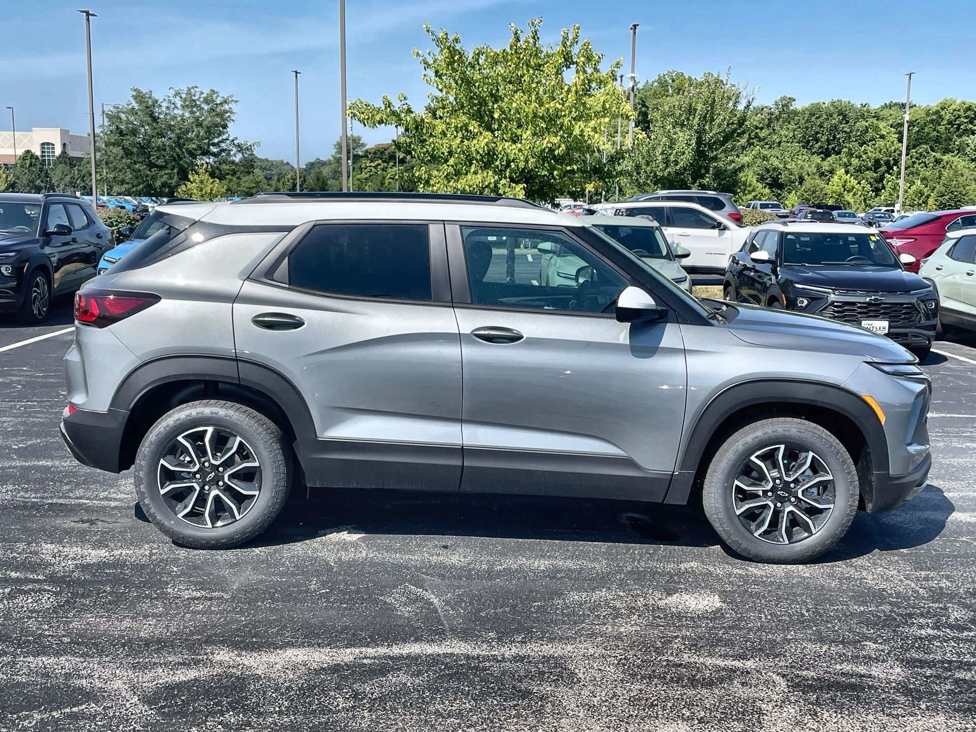 New 2026 Sterling Gray Metallic Chevrolet ACTIV image 38