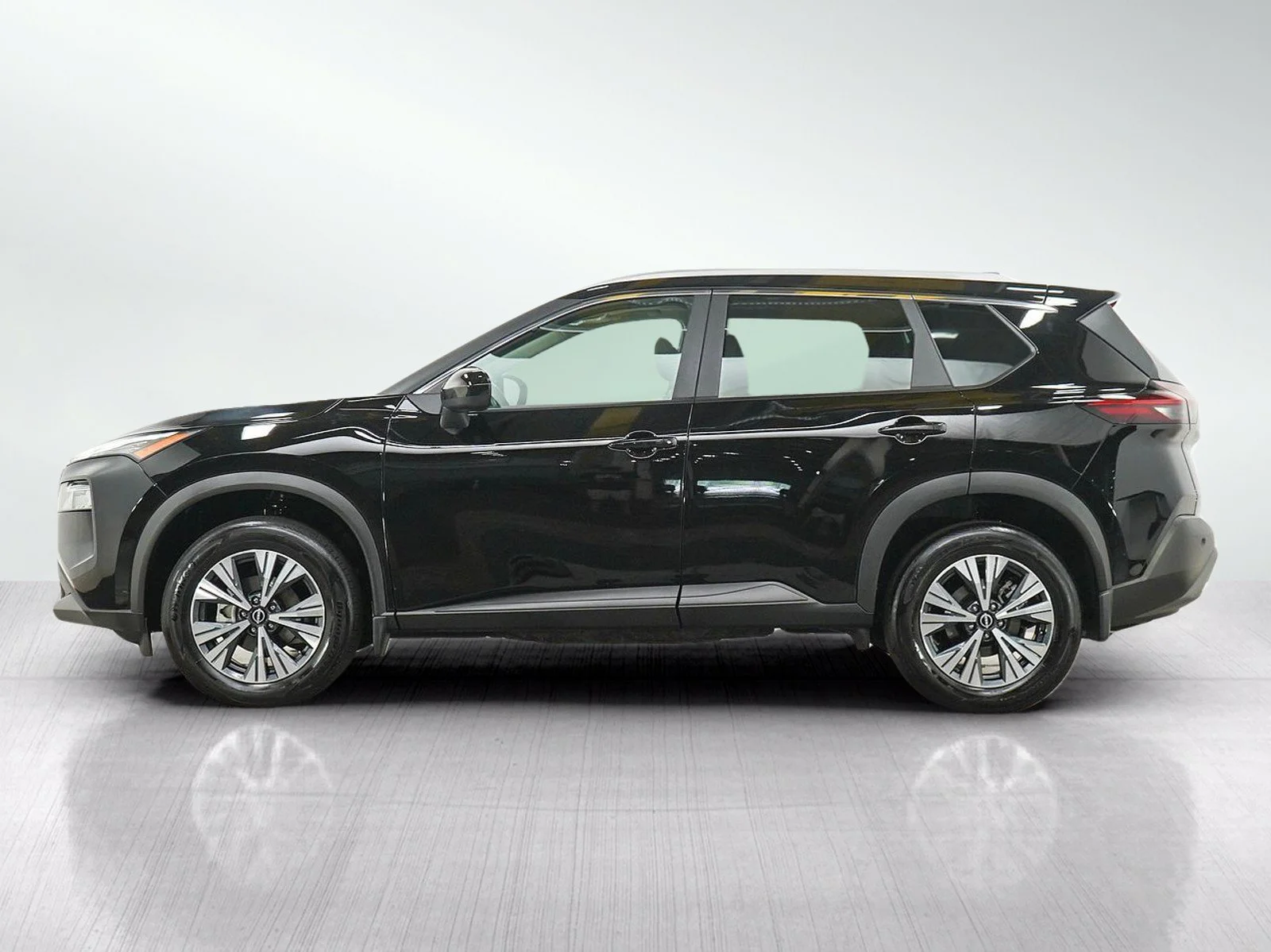 Used 2023 Nissan Rogue SV with VIN 5N1BT3BBXPC859259 for sale in Minneapolis, Minnesota