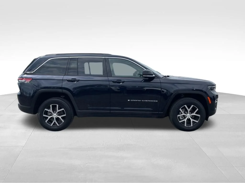 Used 2024 Black Jeep Limited image 6