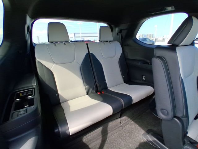 New 2026 Celestial Silver Metallic Lexus TX 500h F SPORT PERFORMANCE PREMIUM AWD image 24