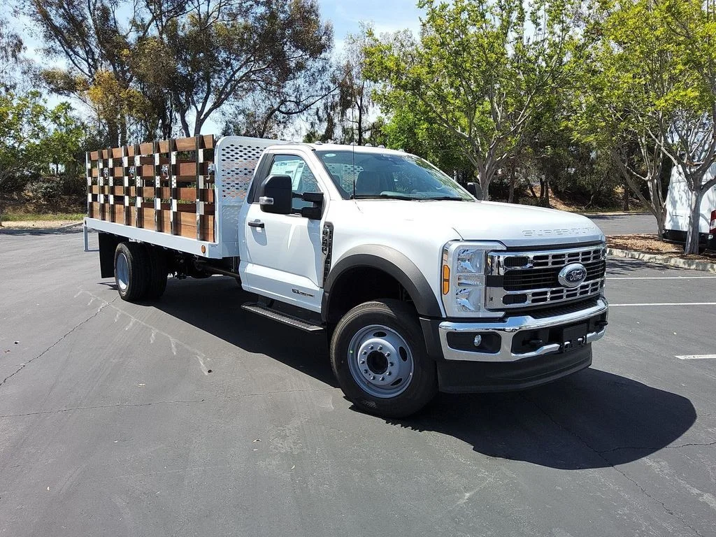 New 2026 Oxford White Ford XL image 4