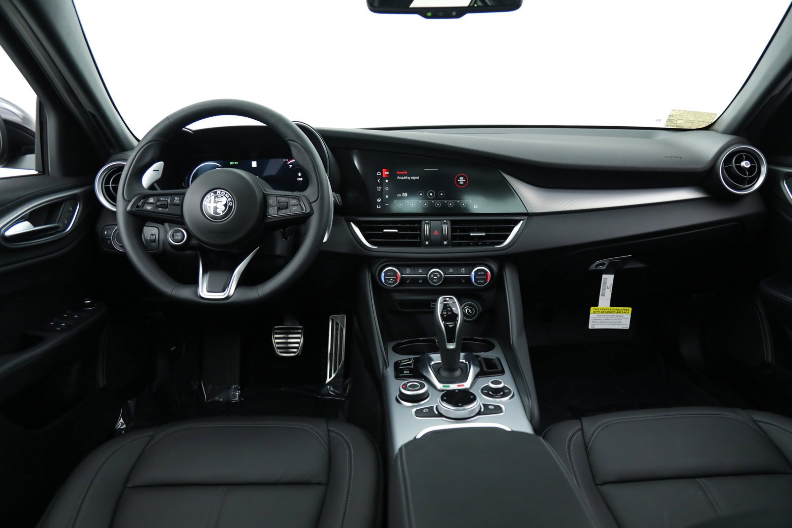 2025 Alfa Romeo Giulia Base - Photo 17