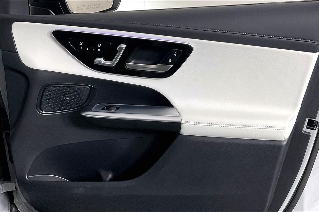 2025 Mercedes-Benz GLC Base - Photo 16