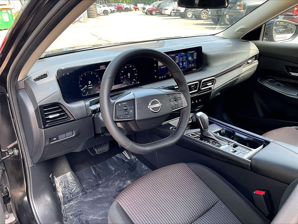 Used 2026 Super Black Nissan SR image 8