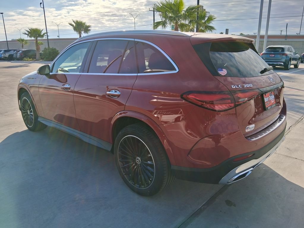 New 2026 MANUFAKTUR Patagonia Red Metallic Mercedes-Benz GLC 300 image 7