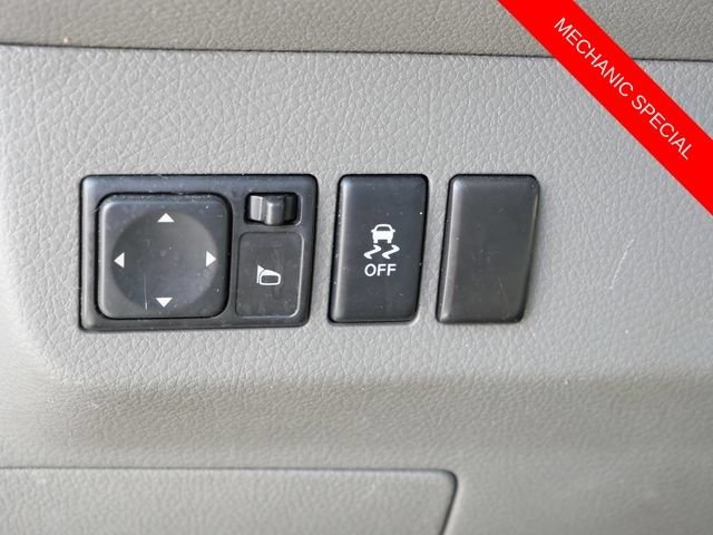 Used 2018 White Nissan SV image 15