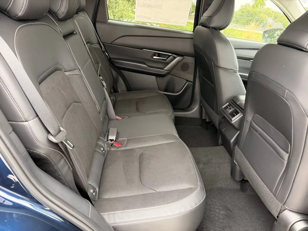New 2026 Navy Blue Mica Mazda 2.5 S Preferred AWD image 7