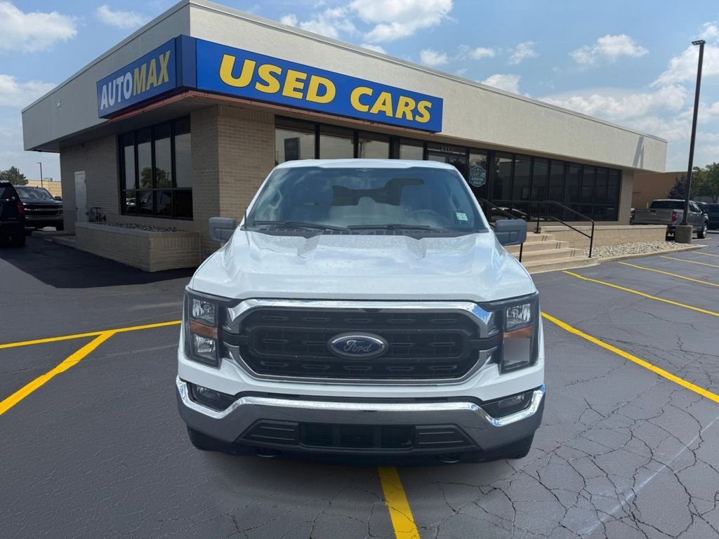 Used 2023 White Ford XLT image 3