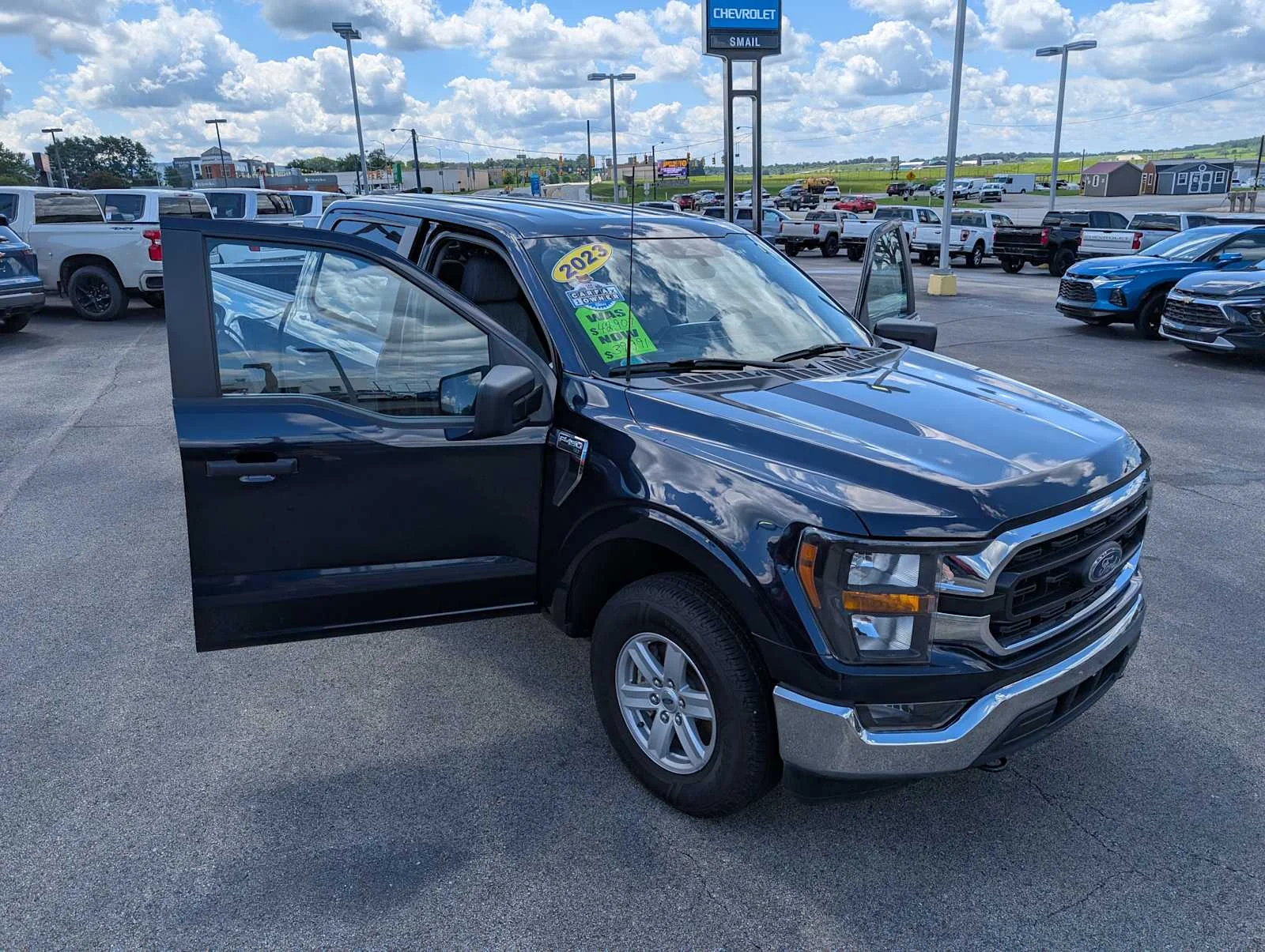 Certified Used 2023 Antimatter Blue Ford XLT image 15