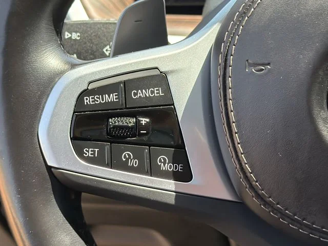 Used 2024 Black BMW xDrive40i image 31