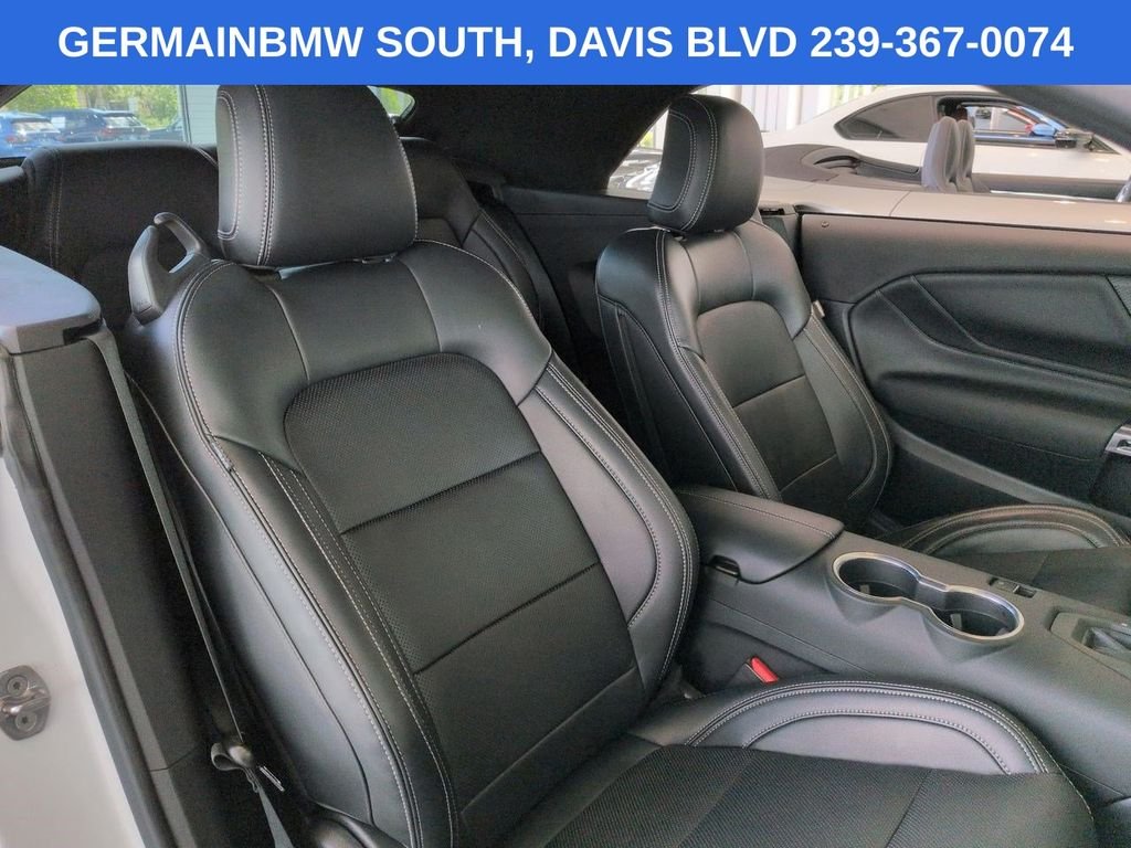 Used 2025 Oxford White Ford GT Premium image 15