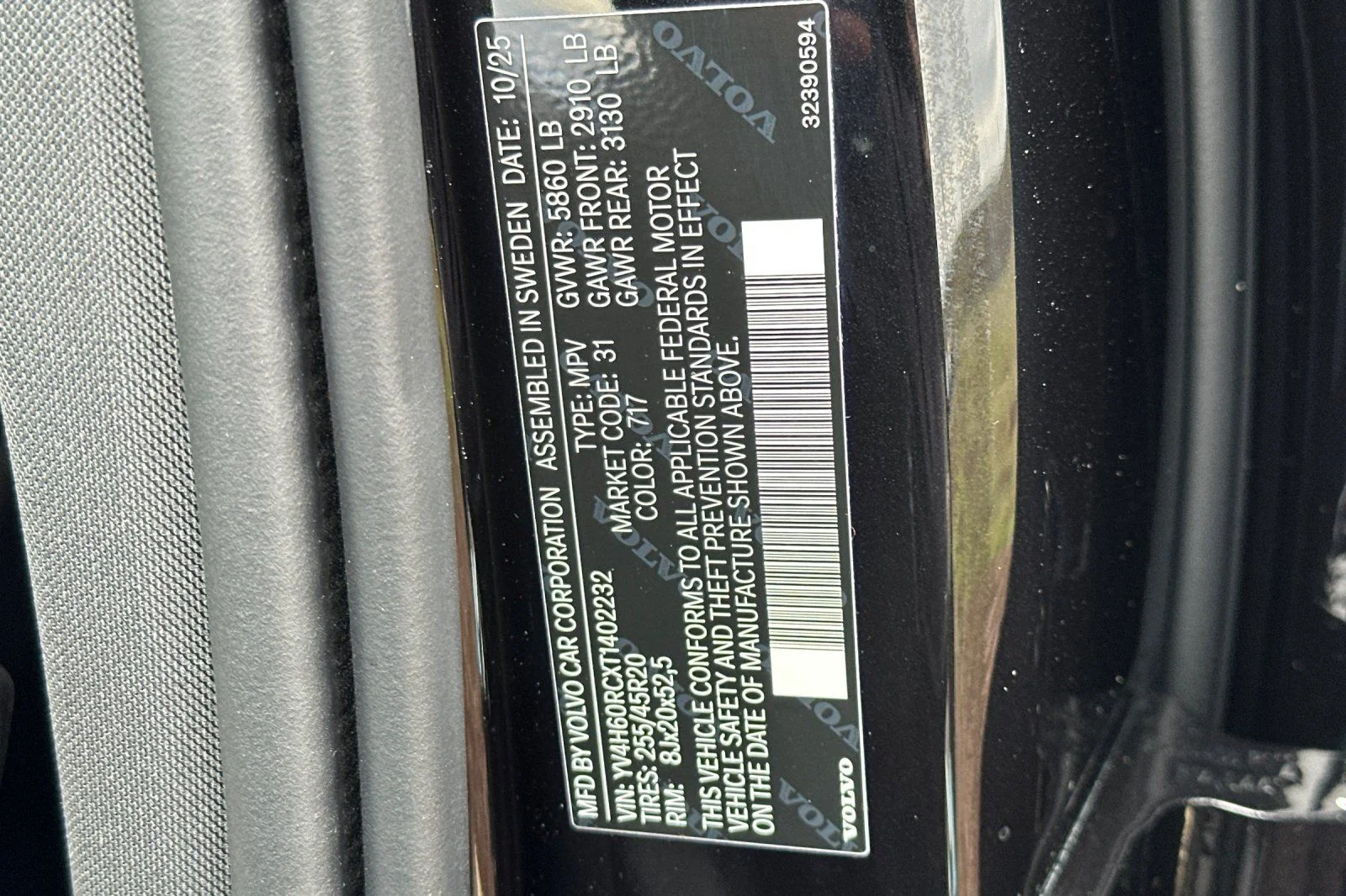 New 2026 Onyx Black Volvo Plus image 26