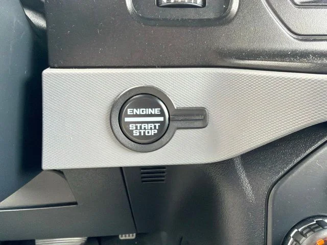 Used 2023 Silver Ford Base image 22