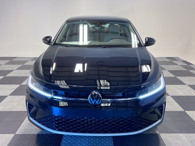 Used 2027 Black Volkswagen 1.5T S image 2