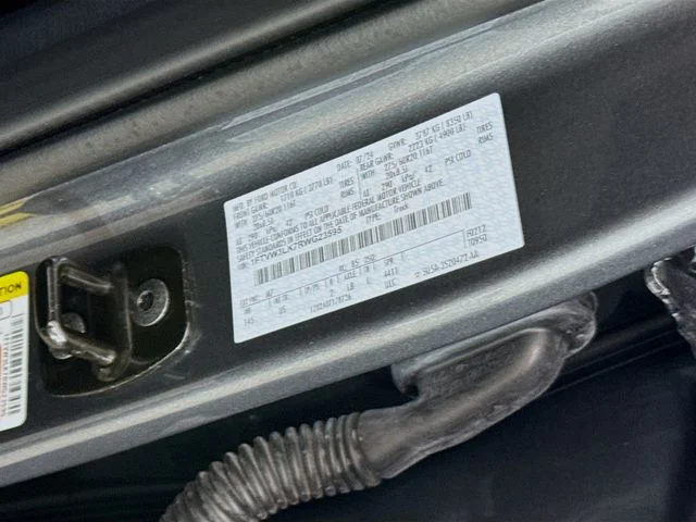 Used 2024 Gray Metallic Ford XLT image 32