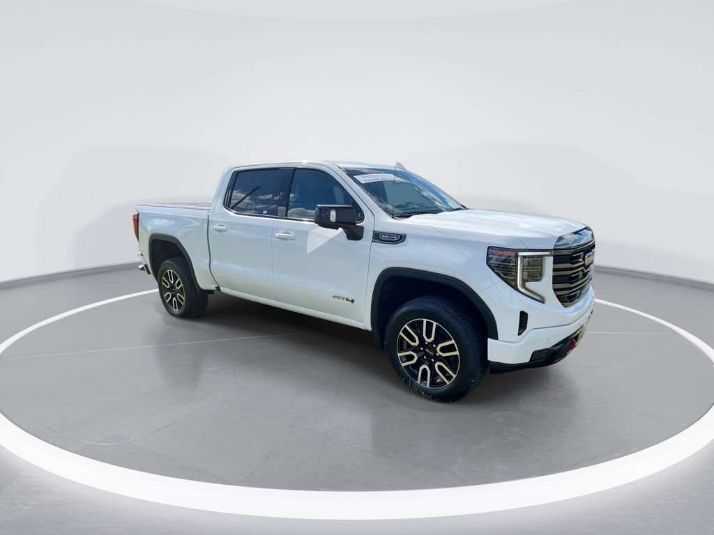 Used 2023 White GMC AT4 image 2