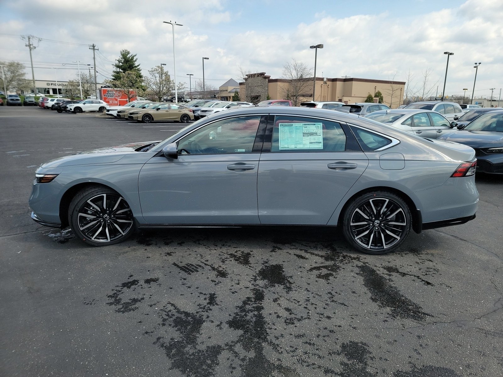 New 2026 Urban Gray Pearl Honda Touring image 16