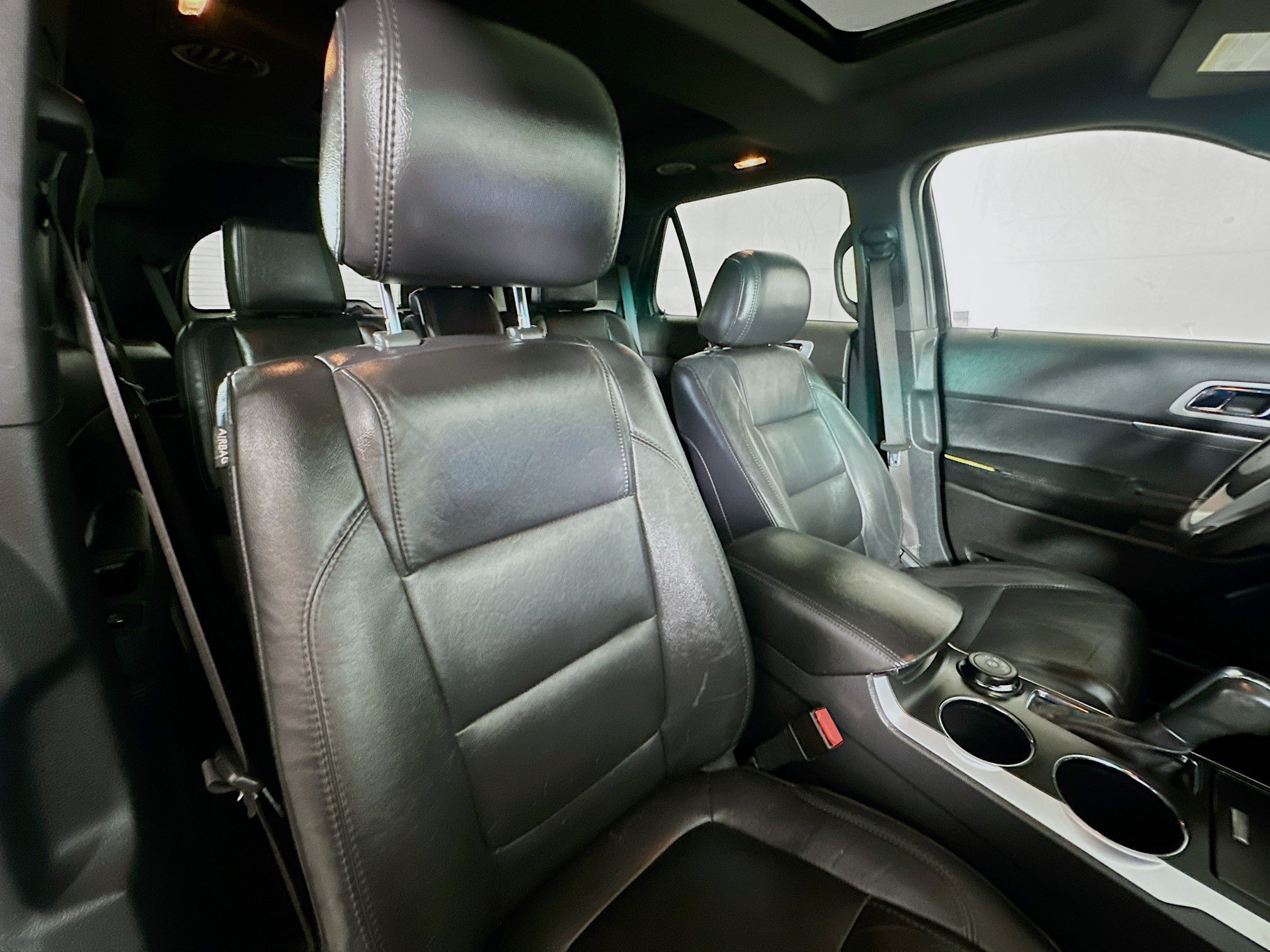 Used 2011 Black Ford XLT image 29