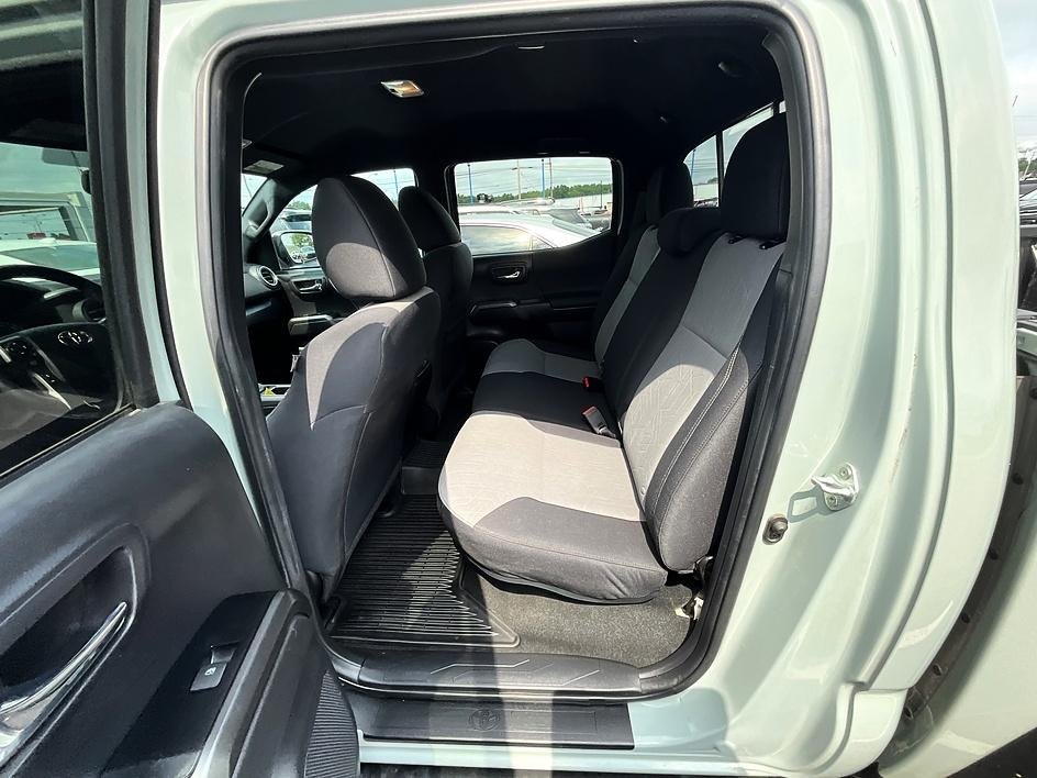 Used 2023  Toyota TRD Off-Road image 28