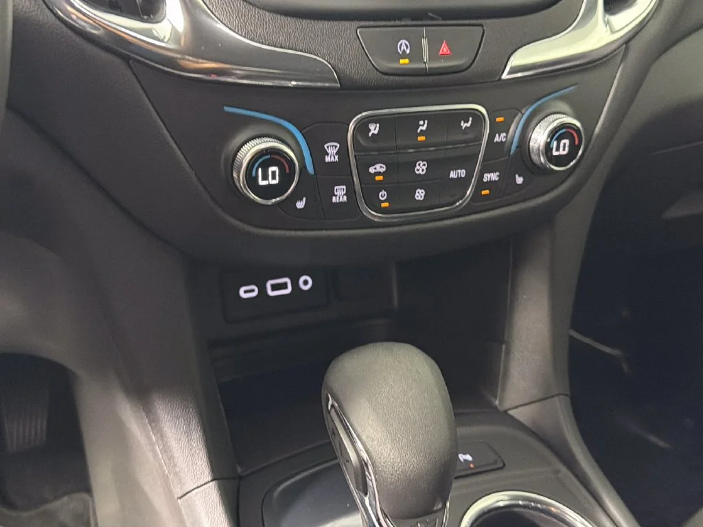 2024 Chevrolet Equinox LT - Photo 22