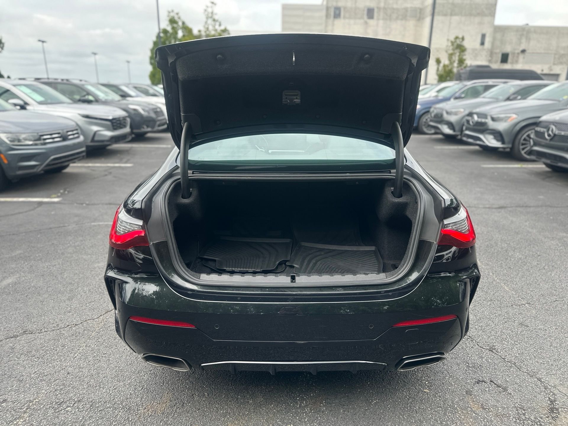 Used 2024 Black BMW M440i xDrive image 27