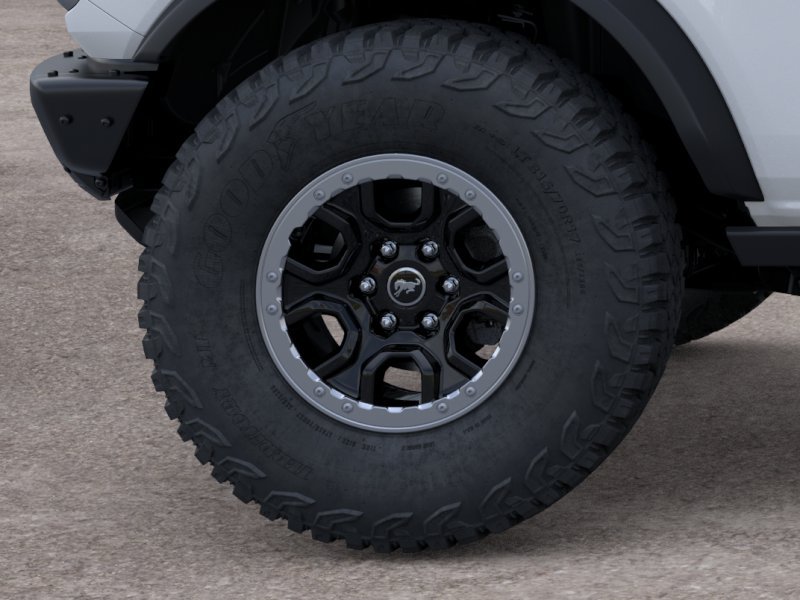 New 2026 Oxford White Ford Badlands® image 21