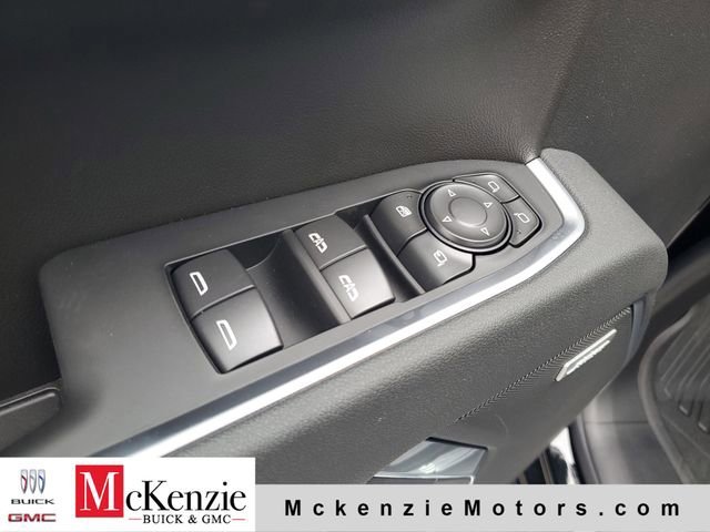2026 GMC Sierra 1500 SLT - Photo 9