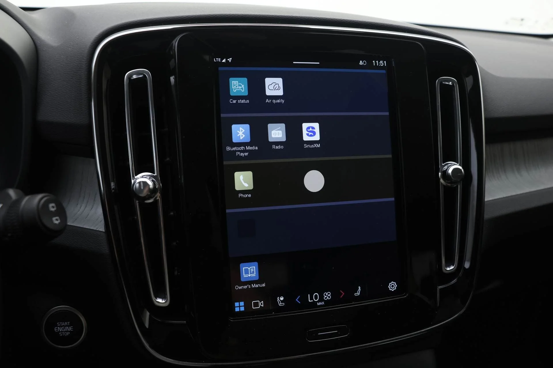 2025 Volvo XC40 Ultra - Photo 9