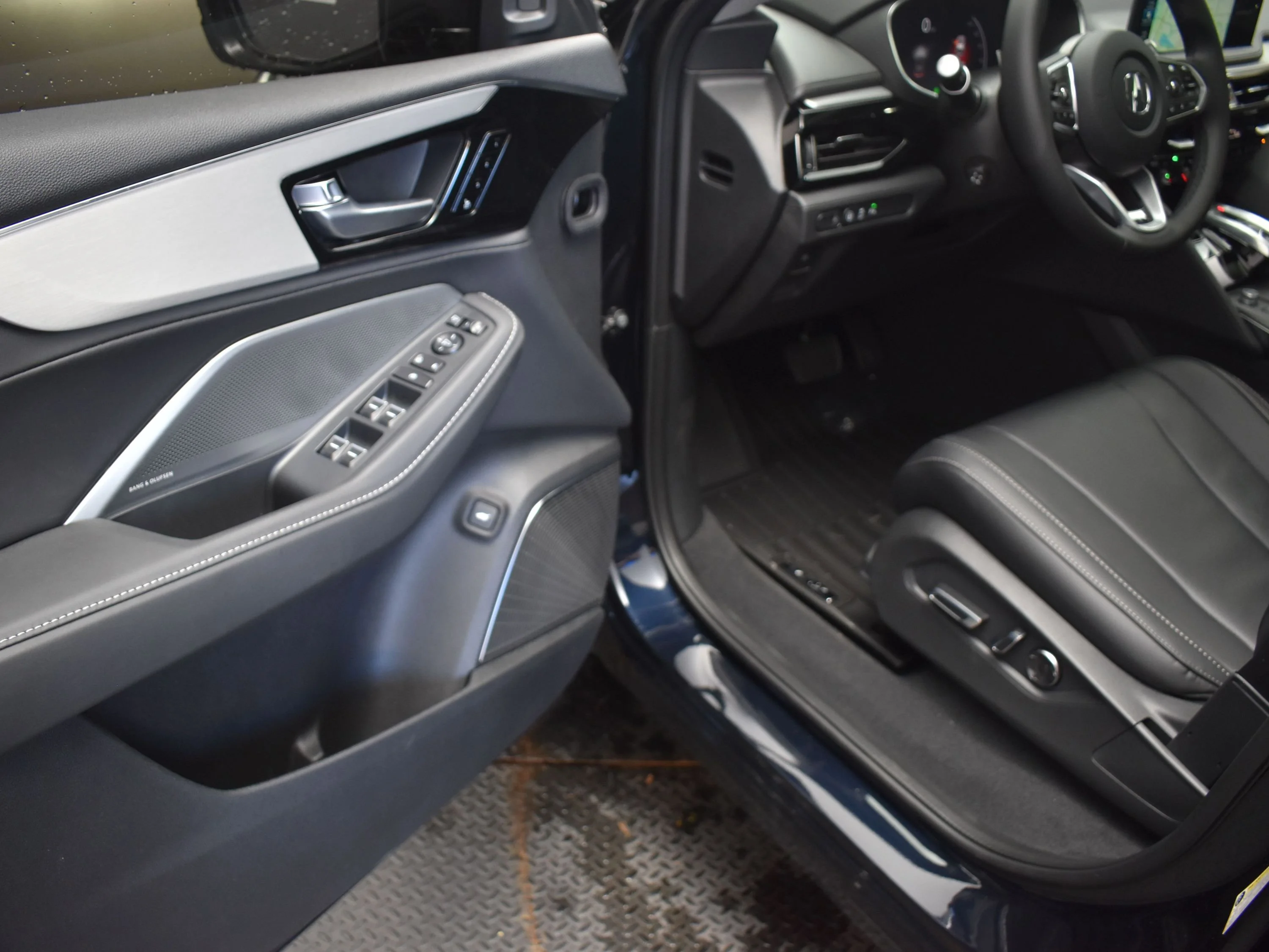 New 2026 Black Acura w/Technology Package image 6