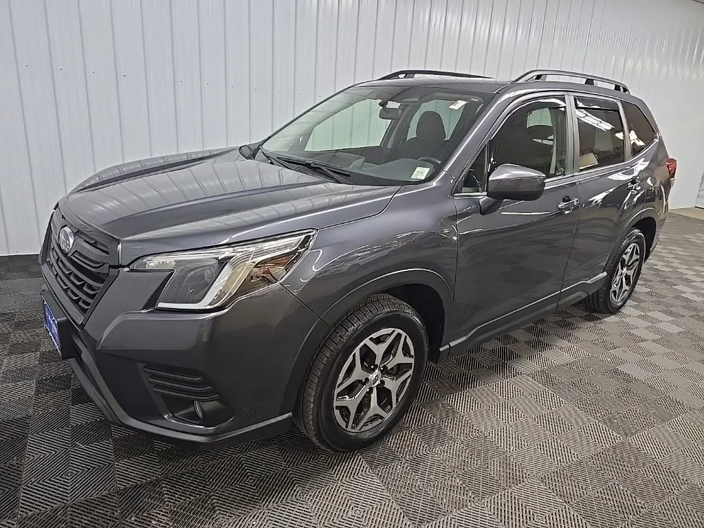 Used 2022 Gray Subaru Premium image 9