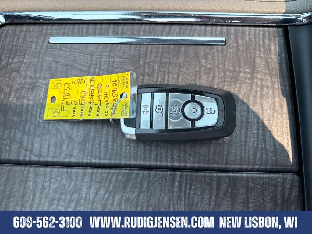 Used 2021 White Ford Limited image 29