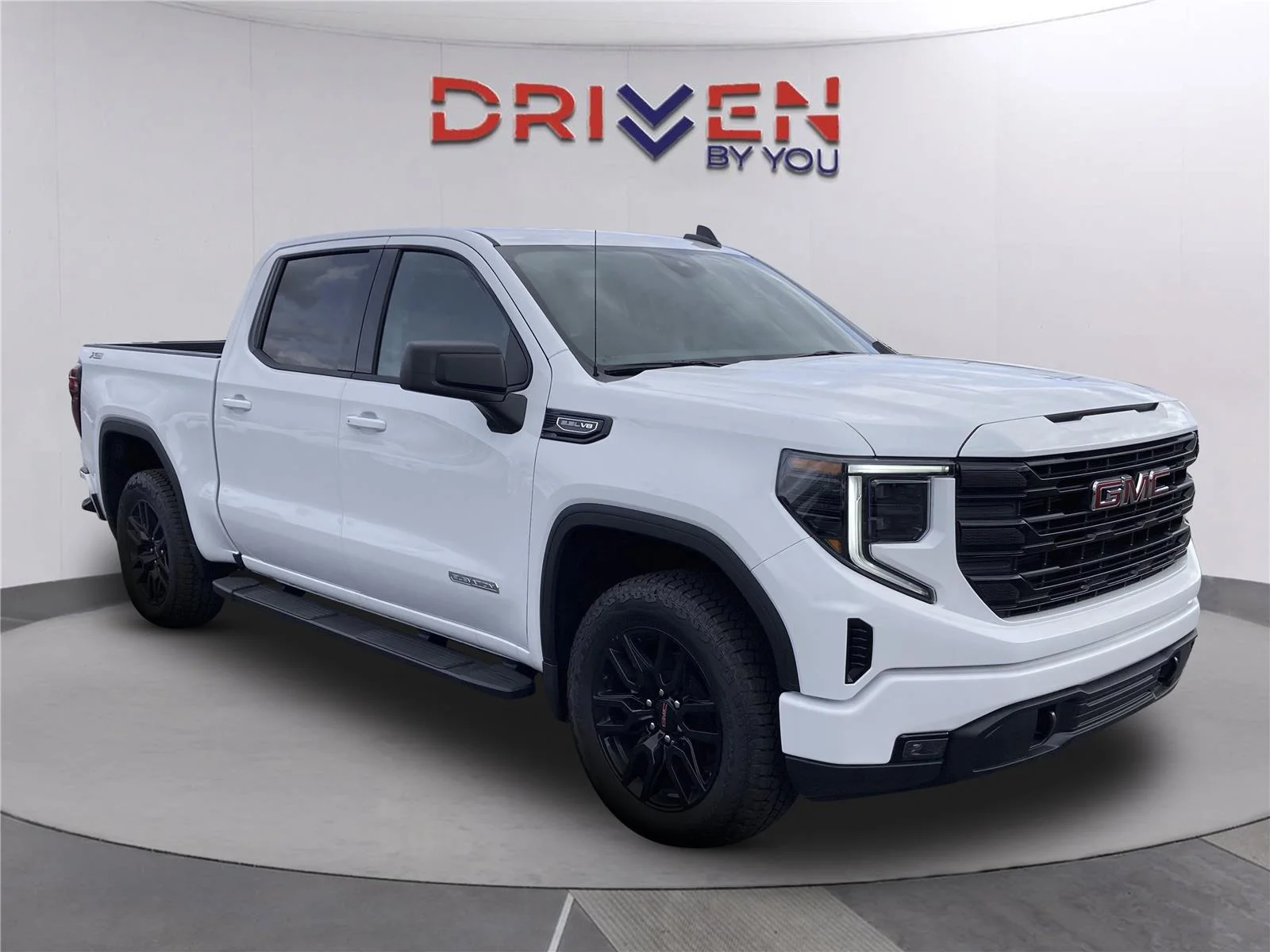 New 2026 Summit White GMC Elevation image 2