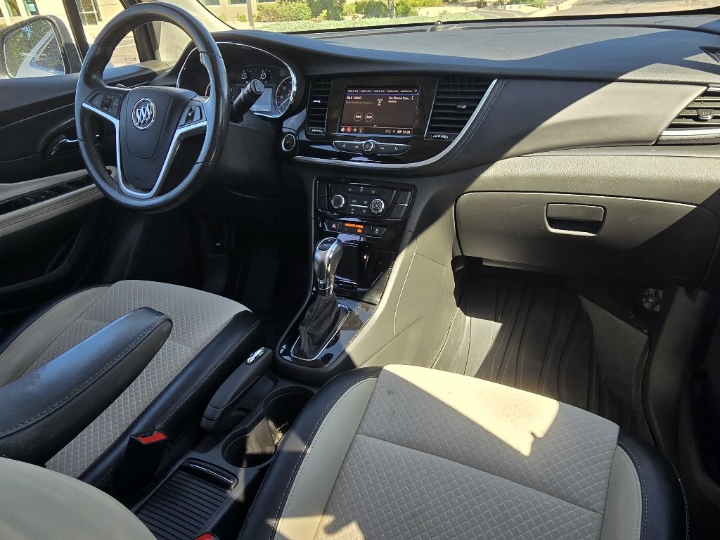 Used 2022 Summit White Buick Preferred image 26