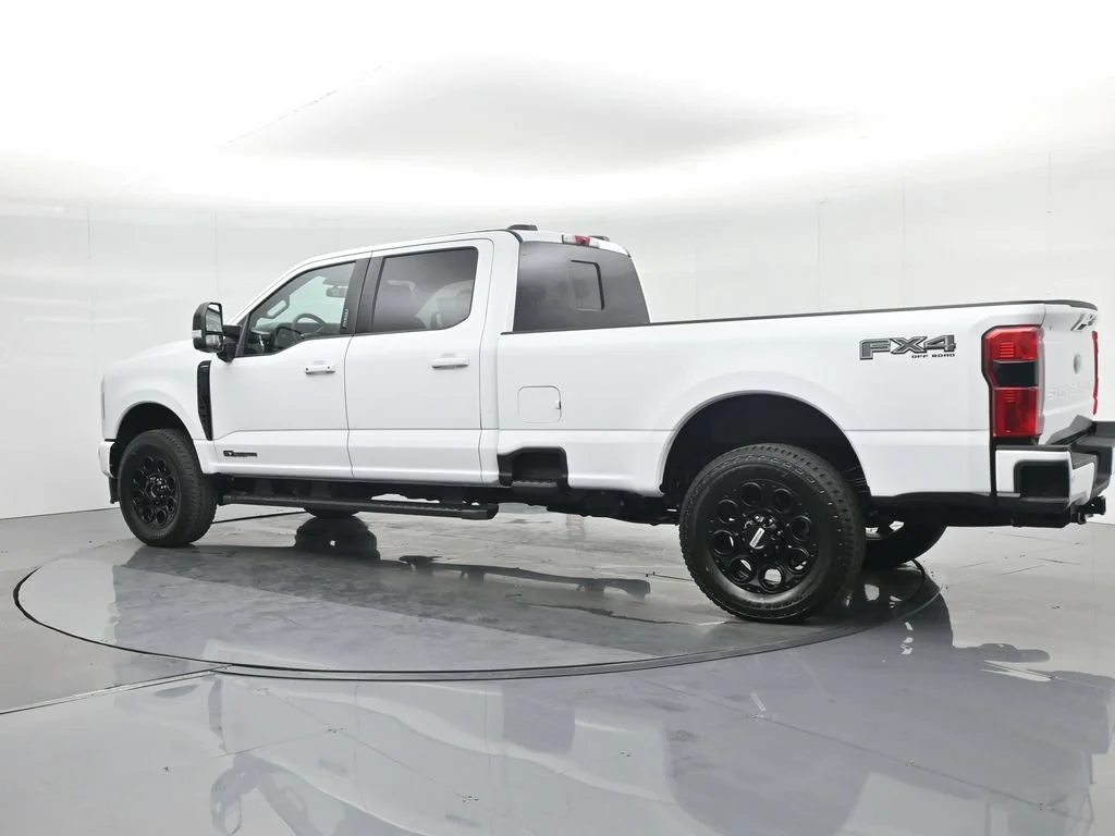 New 2026 Oxford White Ford Lariat image 27